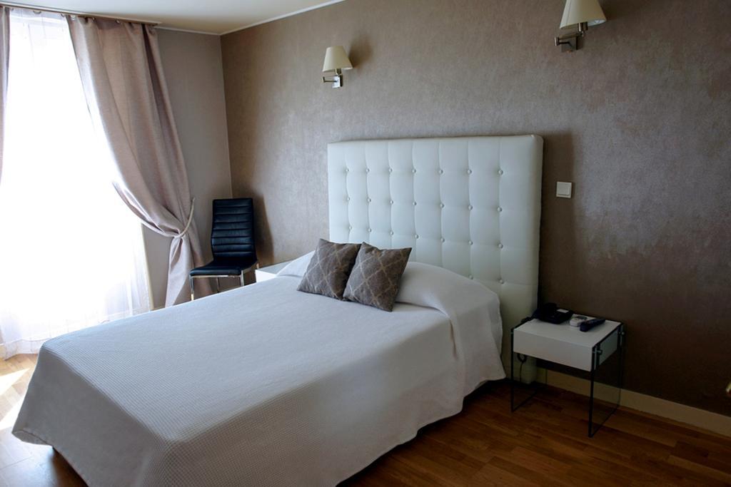 Hotel Du Mont Blanc Paříž Pokoj fotografie