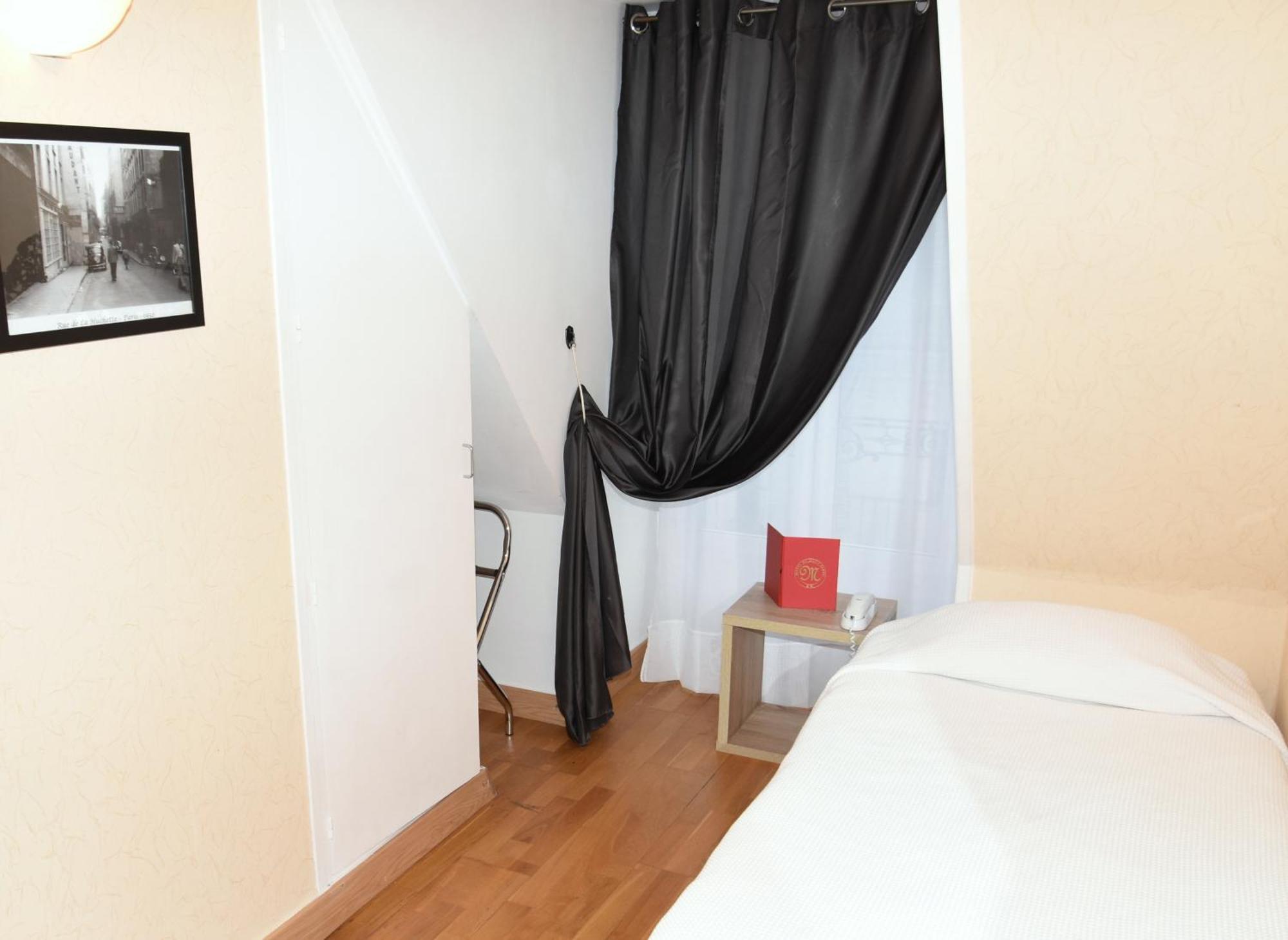 Hotel Du Mont Blanc Paříž Pokoj fotografie