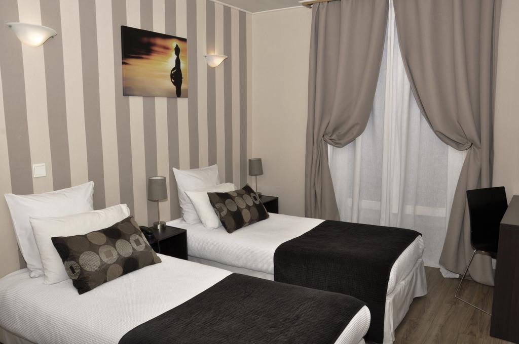 Hotel Du Mont Blanc Paříž Pokoj fotografie